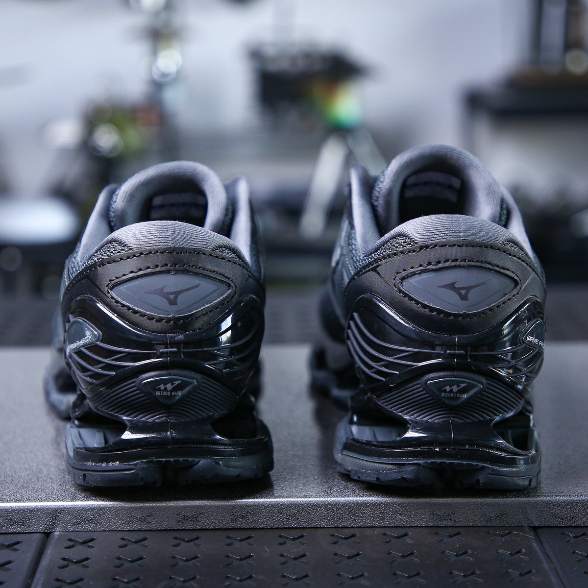 Mizuno Wave Prophecy LS 'IronGate Black BlackSand' D1GA251101