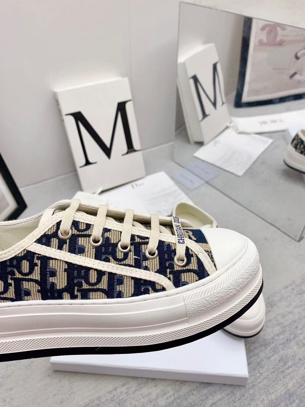 DIOR WALKN 45 BEIGE BLUE OBLIQUE EMBROI-DERY CANVAS