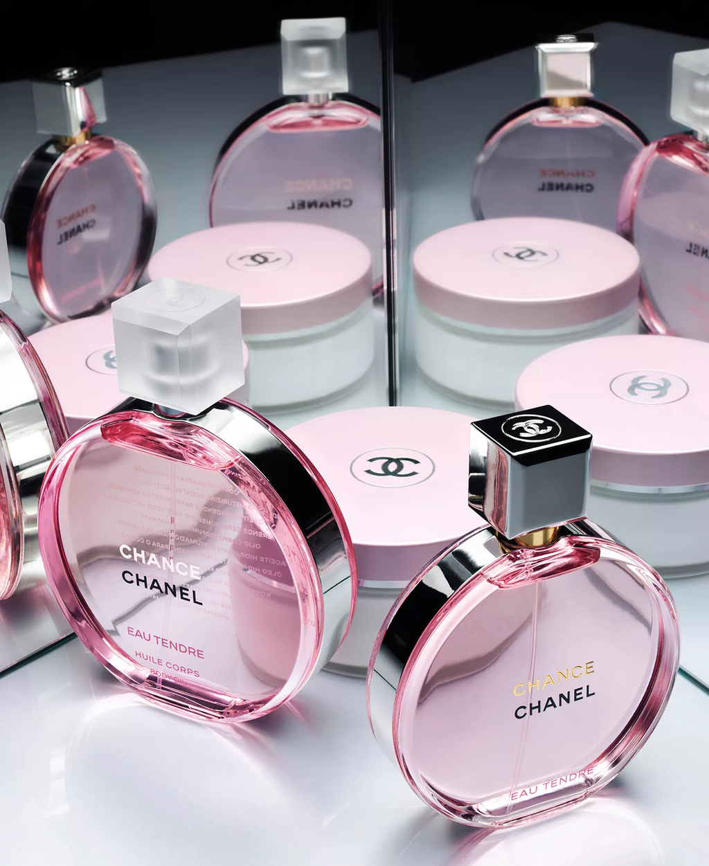 Chance Eau Tendre Eau de Parfum — Floral Fruity & Enveloping Fresh Women’s Luxury Fragrance | Blush Pink Round Bottle 100ml