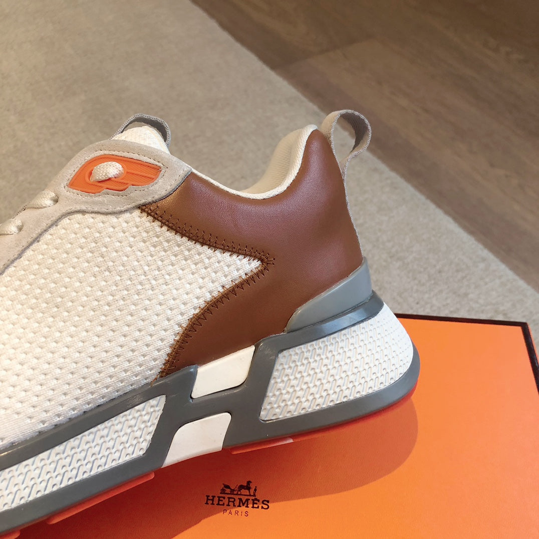 HERMES HEROS SNEAKER IN WHITE BREATHABLE MESH FABRIC AND BROWN CALFSKIN