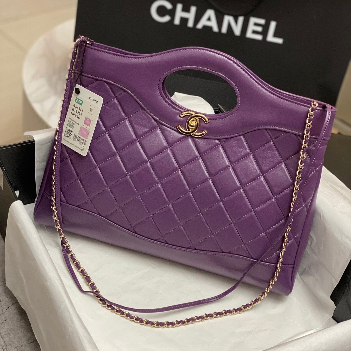 CHANEL 39 LARGE SHOPPING BAG IN VIOLET CALFSKIN