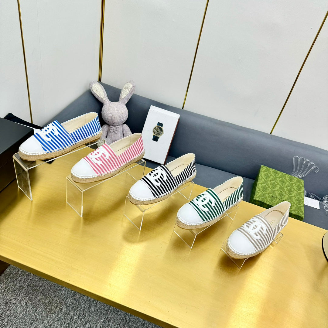 CHANEL SLIP-ON 25S IN DARK GREEN AND WHITE FABRIC WITH STRIPED PATTERN