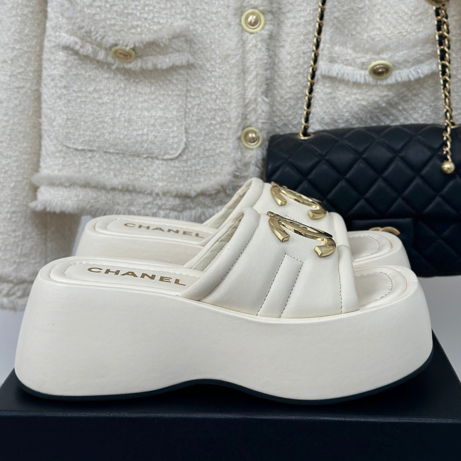 CHANEL Large Double C Platform Slippers White