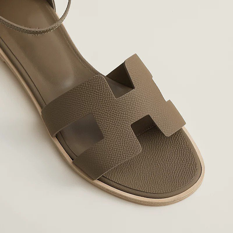 HERMES SANTORINI SANDAL ETOUPE