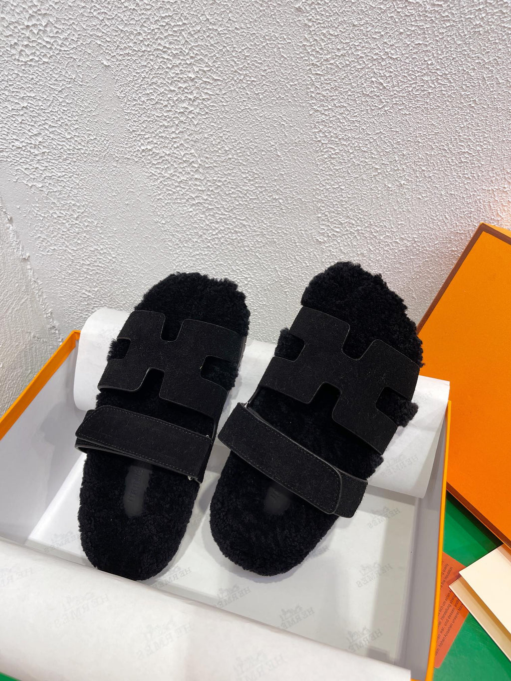 HERMES Chypre Sandal Black shearling insole Black Velvet leather lining